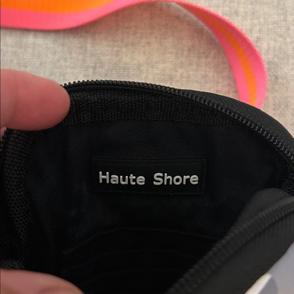 Haute Shore Casey Rise Camo Hot Pink Crossbody Cell Phone Bag - Picture 6 of 10